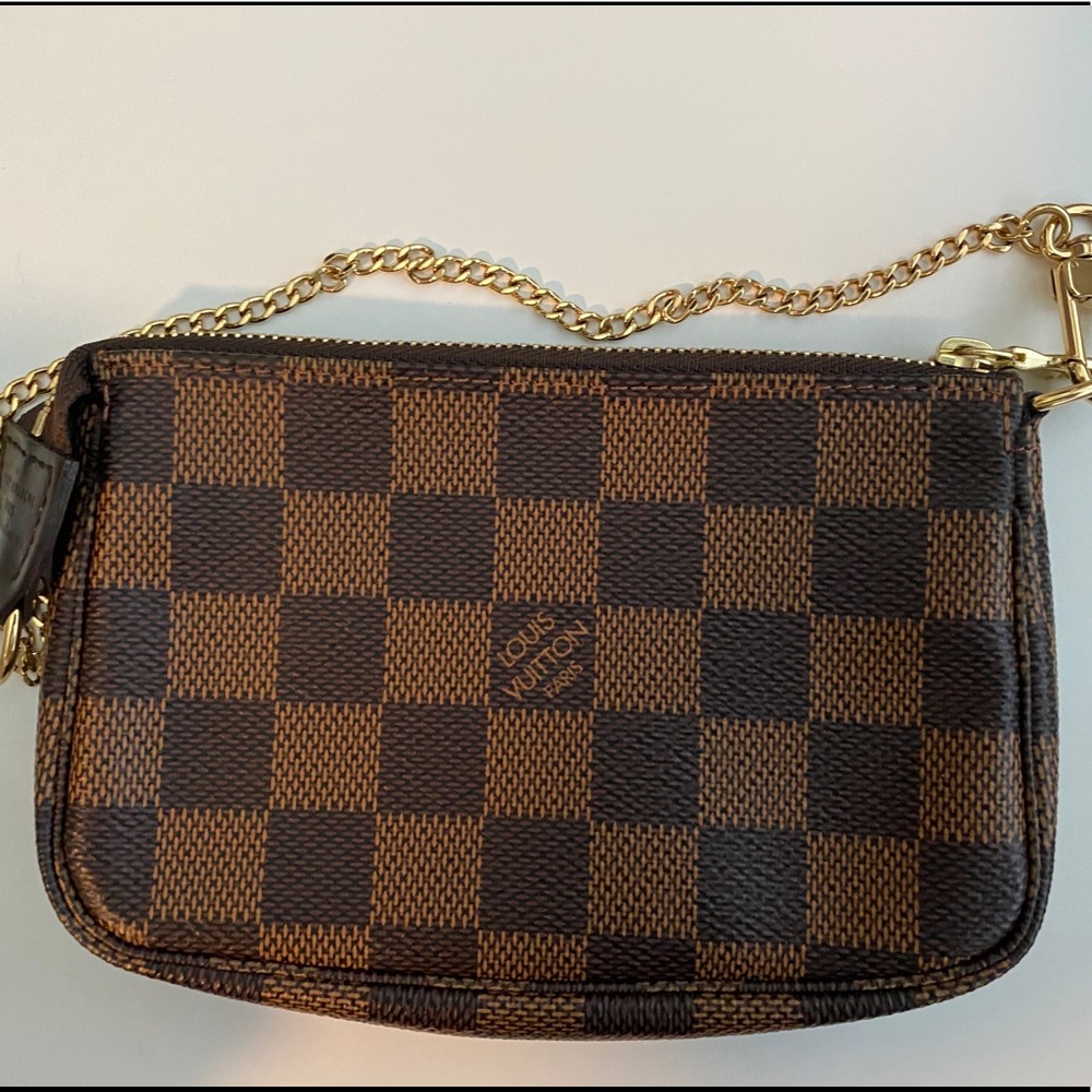 Louis Vuitton Mini Pochette Damier Ebene